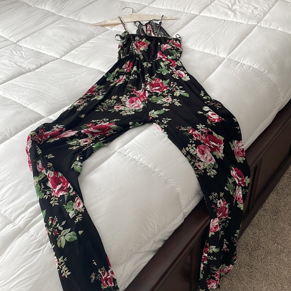 Romper - Picture 2 of 3